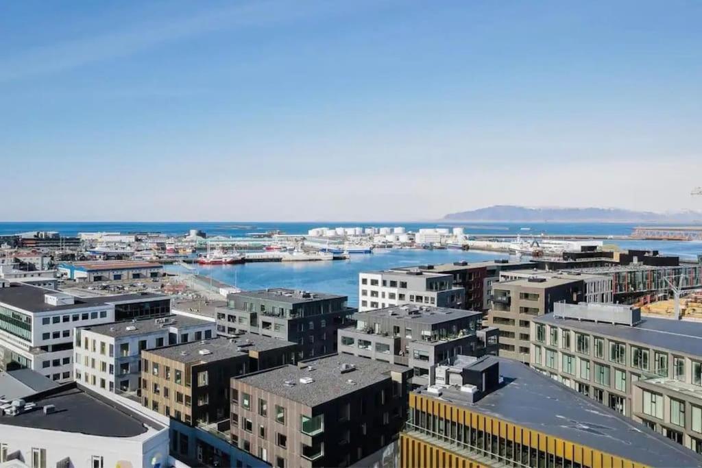 Private Lux 2Br & 2Ba City Center With Free Parking Reykjavík Eksteriør bilde