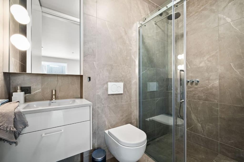 Private Lux 2Br & 2Ba City Center With Free Parking Reykjavík Eksteriør bilde